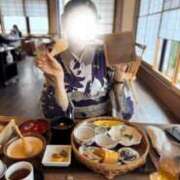 みやび 🦋‪しとしと雨の音 変態なんでも鑑定団