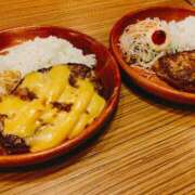 奈々(なな) ガリバーならず ロケットワイフ