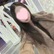 ヒメ日記 2025/12/17 09:21 投稿 みみ『ガール』 ディオーネ