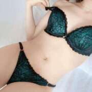 山野あき 🤍おはよぉ 断りきれない美人マッサージ嬢たち