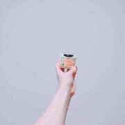 えみ ｺﾘは早急に酒を準備せねば 花夫人