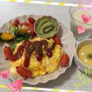 ゆめ オムライス🍅 グランローズ