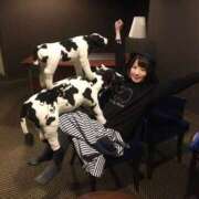 七海　りょう 牛さん(*´∞｀*)日和 雫(しずく)