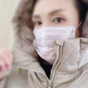 桜子(さくらこ) 防寒🌸 ロケットワイフ