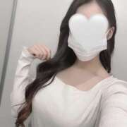 ゆい 🤍出勤🤍 手コキガールズコレクション