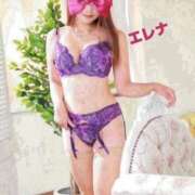 広末えれな 今日13:00から🩷 月の真珠-新宿-