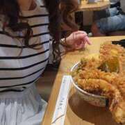 ヒメ日記 2025/10/17 18:14 投稿 るみ 逢って30秒で即尺