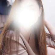 東雲はな 次回出勤、💋 夜這い専門 発情する奥様たち梅田店