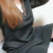 東雲はな 本日も、💋 夜這い専門 発情する奥様たち梅田店