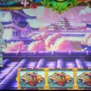 しおん 🍁秋休み終了🍁～芸術の秋🎭️～ 熟女の風俗最終章 池袋店