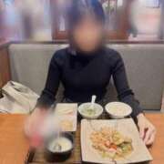 ヒメ日記 2025/10/16 00:02 投稿 すず 池袋添い寝女子