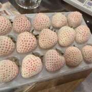 シャネル イチゴ大好き😻😻 NEW GENERATION