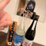 中村しずか 晩酌せっと揃ってしまった🍺🍶´- エマーブル