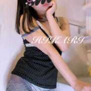 ヒカリ 💛下ばかり見ちゃうあなたへ OLの品格 クラブアッシュ