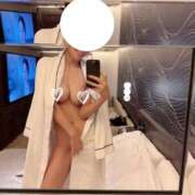 せな 🧸お礼🩶ワタナベ様 BIKINISPA「真」-ビキニスパ-