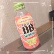 めい 出勤🐻 プールサイド