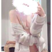 めい 出勤🐻 プールサイド