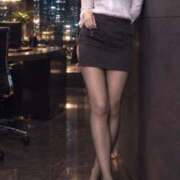 とわ ヒミツの残業しませんか？👩🏼‍💼🌙 パンスト熟女はいやらしい