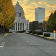 桃田彩花 そうだ、選挙へ行こう！！ こあくまな熟女たち 上野・御徒町店 (KOAKUMAグループ)