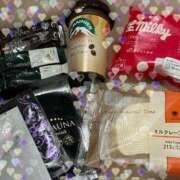 ヒメ日記 2024/12/27 15:28 投稿 中野渡めら 全裸にされた女たちor欲しがり痴漢電車