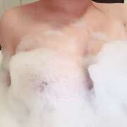 ヒメ日記 2025/12/11 17:35 投稿 東十条なずな 断りきれない美人マッサージ嬢たち