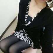 ヒメ日記 2025/12/31 08:05 投稿 戸崎　こころ ギン妻パラダイス 日本橋店