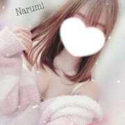 なるみ　正統派清楚系美少女 振り返ると…💭 AROMA FACE NAKASU