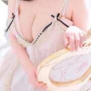 ヒメ日記 2026/04/07 00:48 投稿 とわ 白いぽっちゃりさん