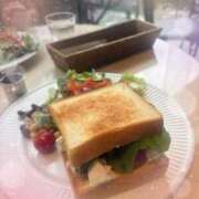 ヒメ日記 2025/08/26 17:41 投稿 つかさ 逢って30秒で即尺