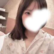 ひなこ ぽわ〜ん 渋谷添い寝女子