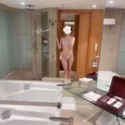 ヒメ日記 2025/11/01 10:00 投稿 りおな　プラチナ CLUB虎の穴 福岡店