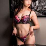 ヒメ日記 2025/10/18 21:27 投稿 菫　すみれ シャトールーブル