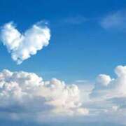 ヒメ日記 2026/04/18 08:12 投稿 若崎ちなつ 全裸美女からのカゲキな誘惑