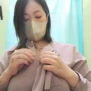 あずさ ブラウス👚ぬぎぬぎ、、、👀 One More 奥様　錦糸町店