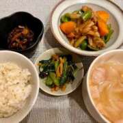 ミア ??よるごはん?? マテリアル