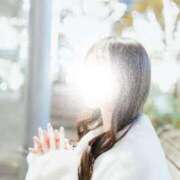 ヒメ日記 2025/11/27 07:48 投稿 天使の微笑み『りと』 ESSENCE