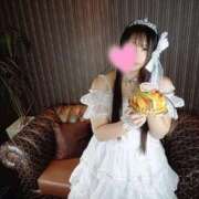 河合 奈保 こんにちは! 先日、色々な方から私の誕生日を祝っていただいてとても楽しい日々を イラマチーオ池袋店