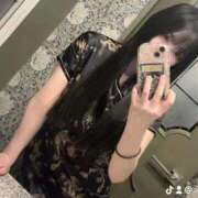 ヒメ日記 2025/11/06 08:31 投稿 えれな 黒い金魚（札幌）