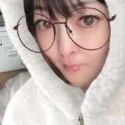 福家　いおり おはようございます☀️ PLATINA R-30（すすきの）