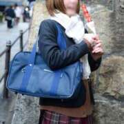 ヒメ日記 2025/12/29 09:34 投稿 ゆい 電車ごっこ