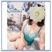 ひびき ひびきです。 逢って30秒で即尺