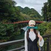 ヒメ日記 2025/10/01 07:05 投稿 ゆり子 翡翠の夢