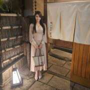 ヒメ日記 2025/10/15 08:15 投稿 ゆり子 翡翠の夢