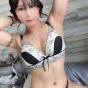 ネル 色気⁉️ ベアトリス