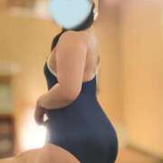 ヒメ日記 2025/06/13 12:09 投稿 ひまり プールサイド