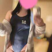 ヒメ日記 2025/10/30 17:18 投稿 ひまり プールサイド