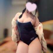 ヒメ日記 2026/01/01 19:05 投稿 ひまり プールサイド