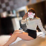 りく 今日は眼鏡⸜(* ॑꒳ ॑* )⸝ バッドカンパニー土浦店