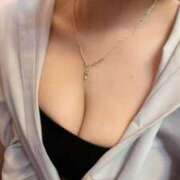 ヒメ日記 2025/07/03 21:33 投稿 みな とある風俗店♡やりすぎさーくる新宿大久保店♡で色んな無料オプションしてみました