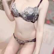 ヒメ日記 2025/06/30 09:00 投稿 りんご アリスカフェ